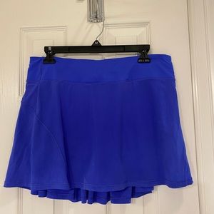 Lulu lemon flutter skirt size 10L.